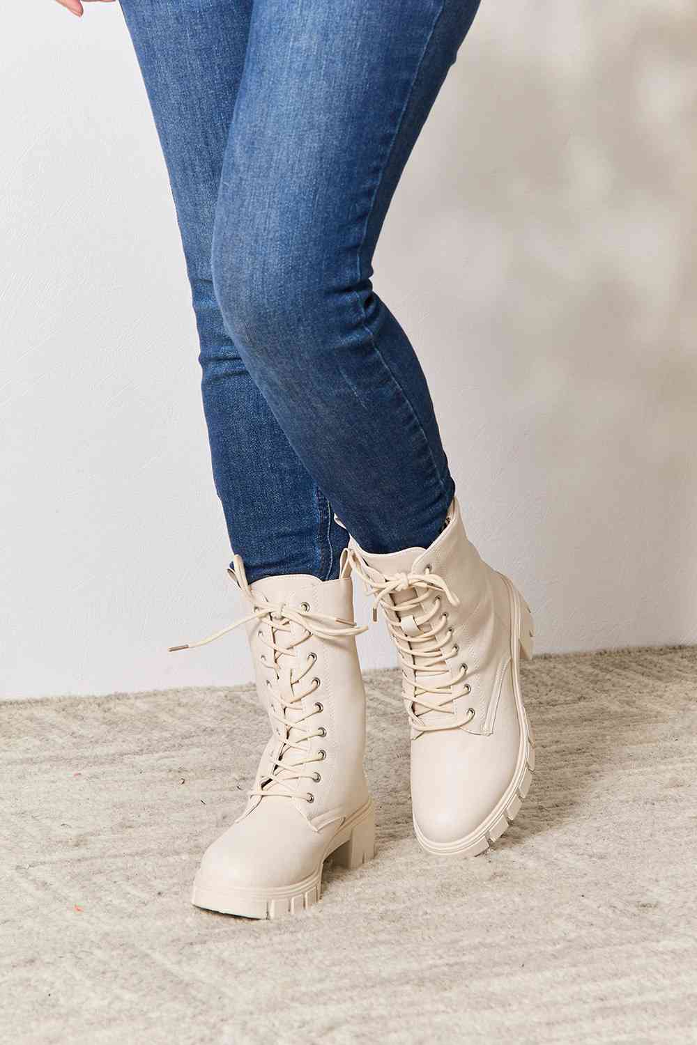 Lioness Combat Boots